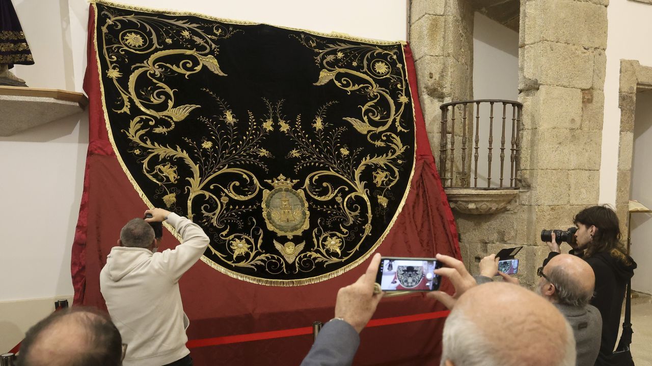 Ferrol alza el telon de la Semana Santa: unas 3.000 personas haran posible 24 procesiones